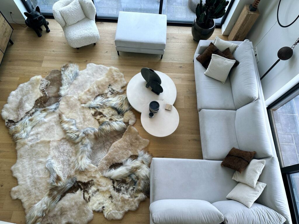 Tapis patchwork Melange de Monroe Life dans un salon